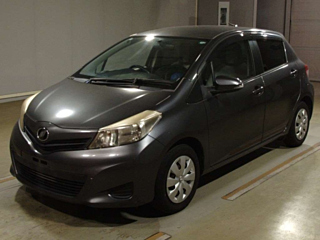 TOYOTA VITZ 2011