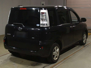 TOYOTA SIENTA 2013