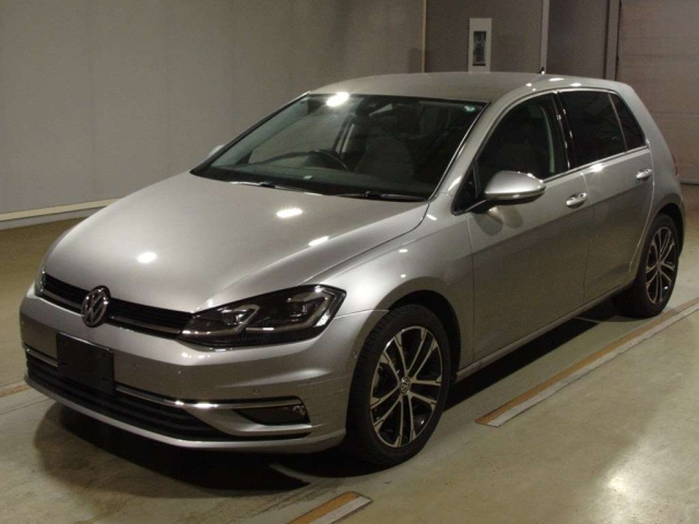 VOLKSWAGEN GOLF 2020