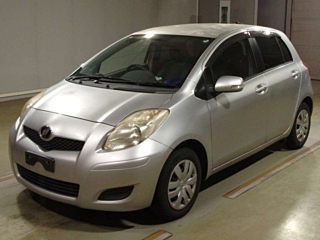 TOYOTA VITZ 2011