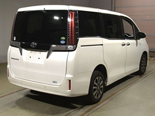 TOYOTA ESQUIRE 2020