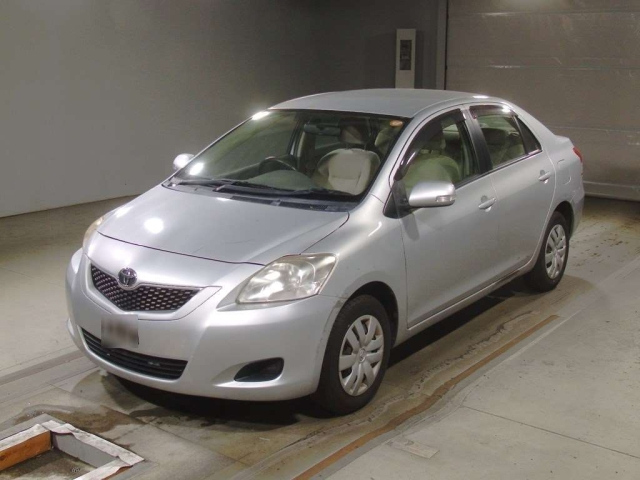 TOYOTA BELTA 2011