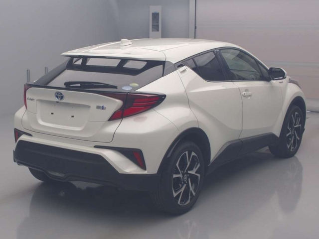 TOYOTA C-HR 2021