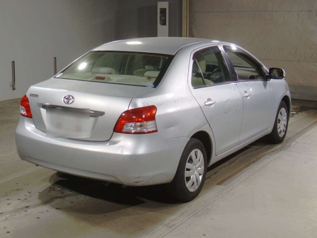 TOYOTA BELTA 2011