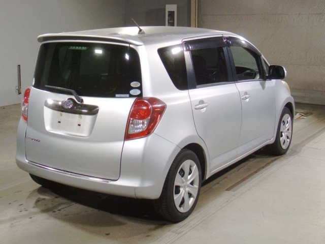 TOYOTA RACTIS 2009