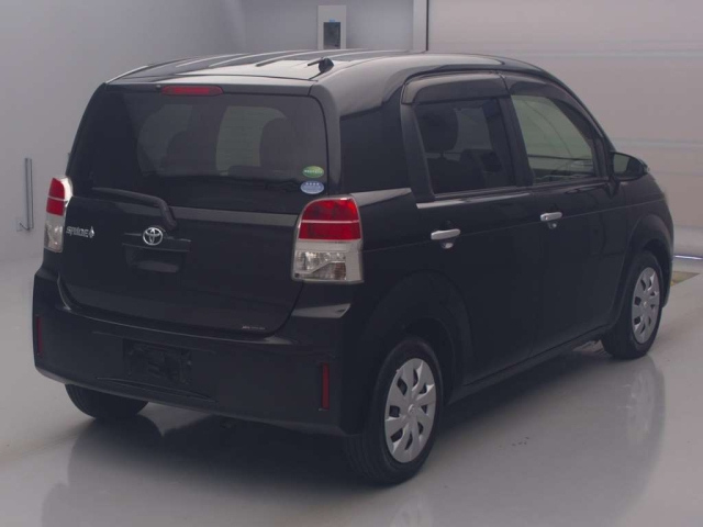 TOYOTA SPADE 2014