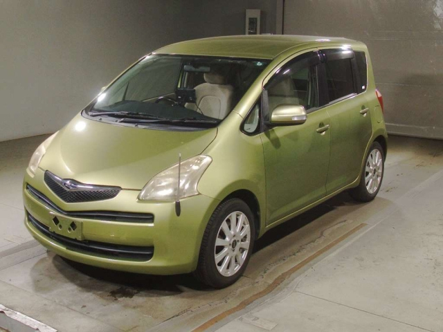 TOYOTA ROOMY 2018