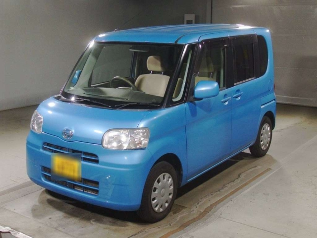 DAIHATSU TANTO 2008