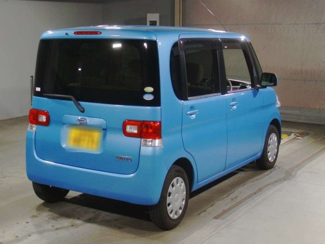 DAIHATSU TANTO 2008