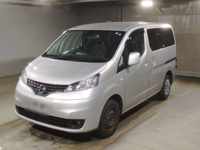 NISSAN NV200 2020