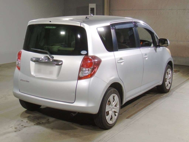 TOYOTA RACTIS 2009