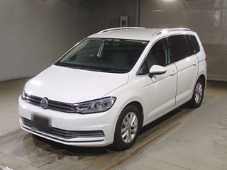 Заказать VOLKSWAGEN GOLF TOURAN