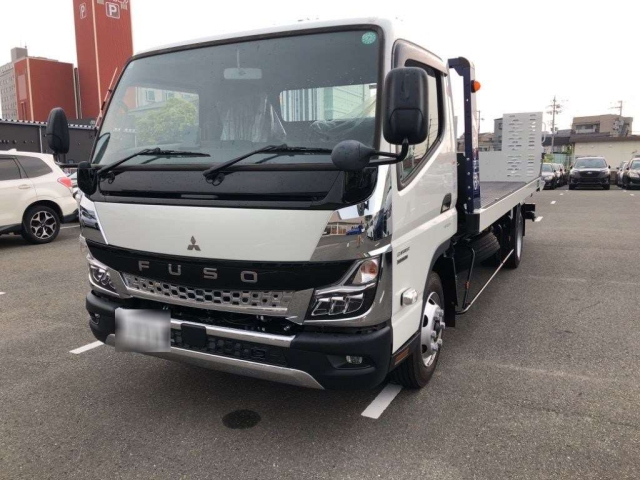 MITSUBISHI CANTER 2024