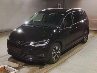 Заказать VOLKSWAGEN GOLF TOURAN
