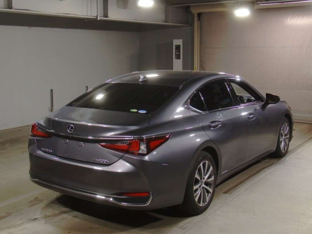 LEXUS ES 2019