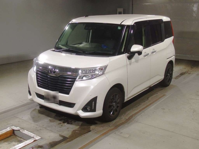 TOYOTA ROOMY 2018