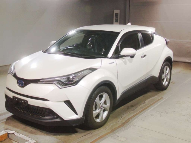 TOYOTA C-HR 2018
