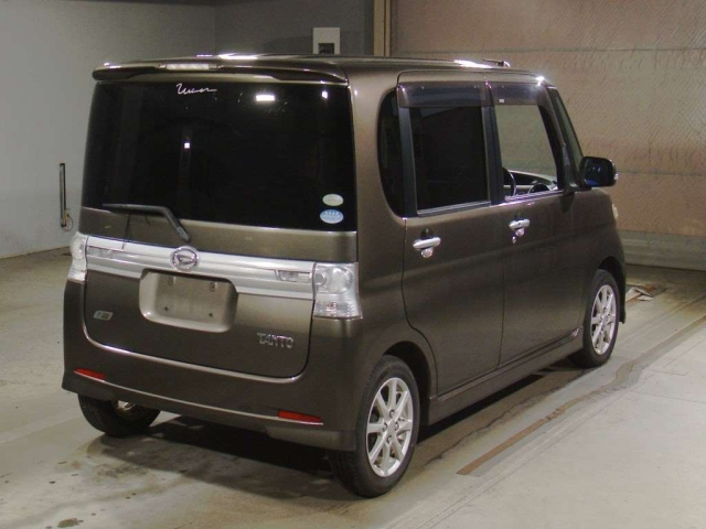 DAIHATSU TANTO 2012