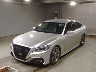 TOYOTA CROWN 2018