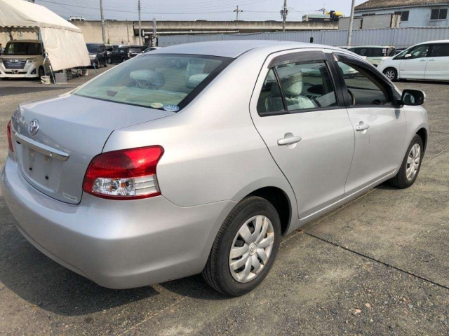 TOYOTA BELTA 2009