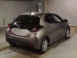 TOYOTA YARIS 2021