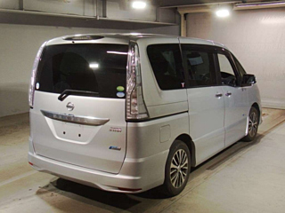 NISSAN SERENA 2015