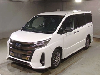 TOYOTA NOAH 2021
