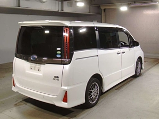 TOYOTA NOAH 2021