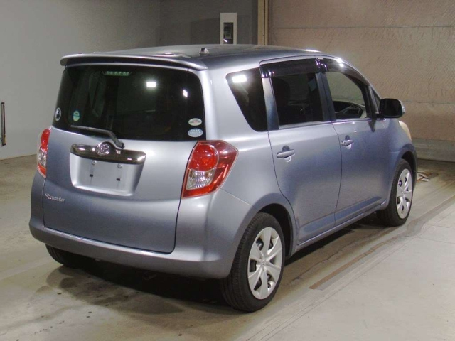 TOYOTA RACTIS 2010