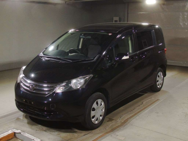 HONDA FREED 2010