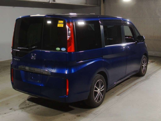 HONDA STEP WAGON 2017