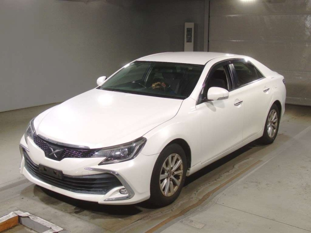 TOYOTA MARK X 2018
