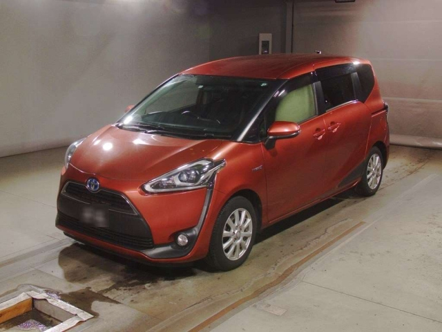 TOYOTA SIENTA 2016