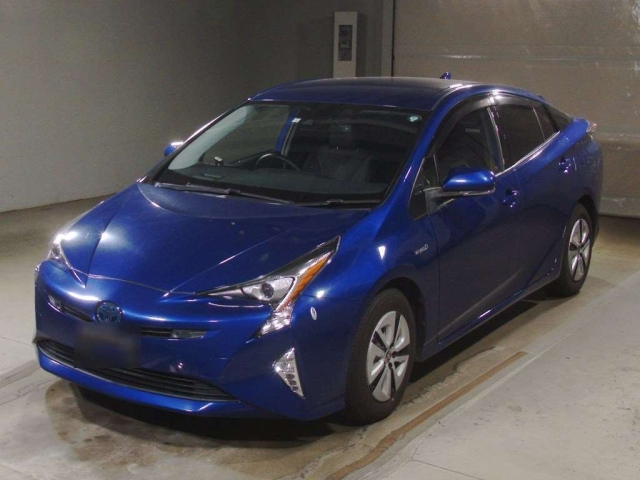 TOYOTA PRIUS 2016