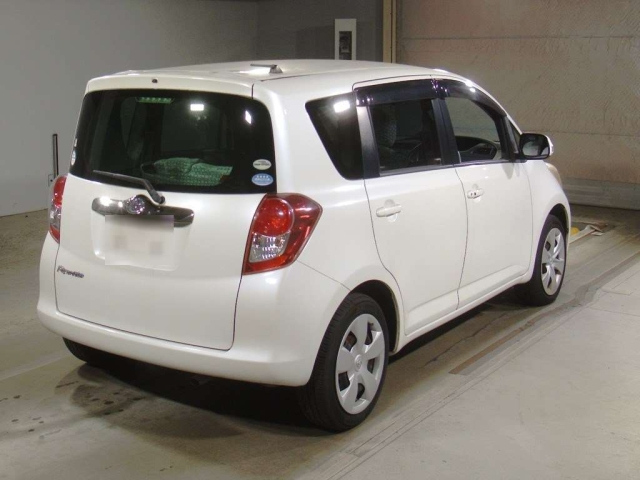 TOYOTA RACTIS 2010