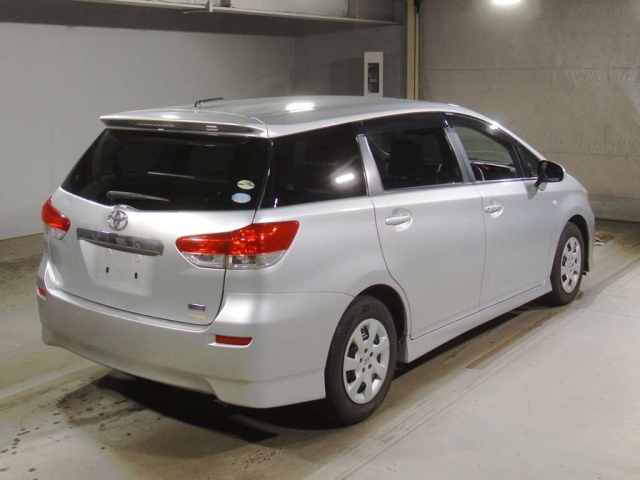 TOYOTA WISH 2009