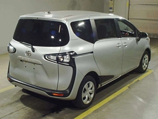 TOYOTA SIENTA 2021