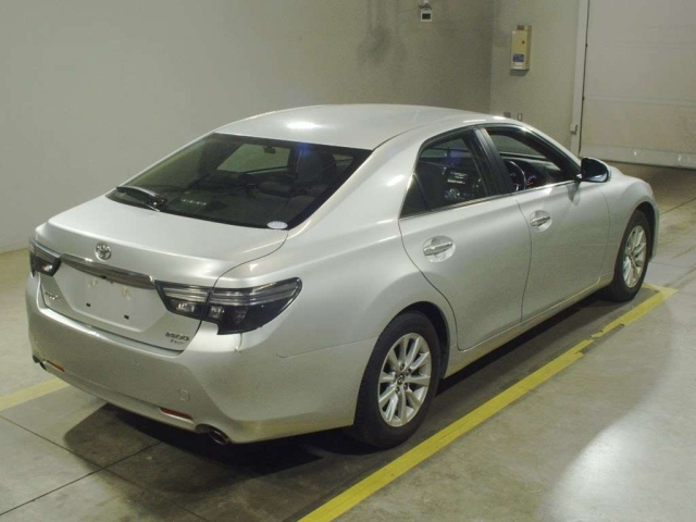 TOYOTA MARK X 2018
