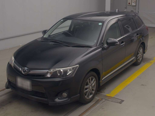 TOYOTA COROLLA FIELDER 2013