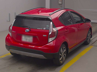 TOYOTA AQUA 2016