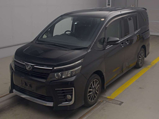 TOYOTA VOXY 2016