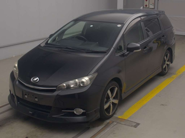 TOYOTA WISH 2012