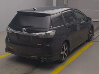 TOYOTA WISH 2012