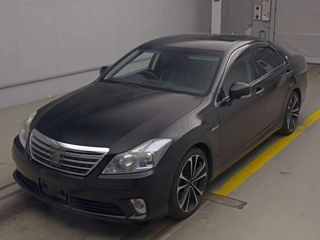 TOYOTA CROWN 2010