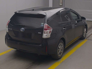 TOYOTA PRIUS ALPHA 2016
