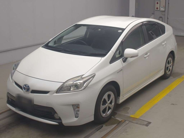 TOYOTA PRIUS 2014