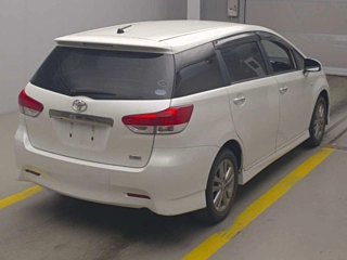 TOYOTA WISH 2012