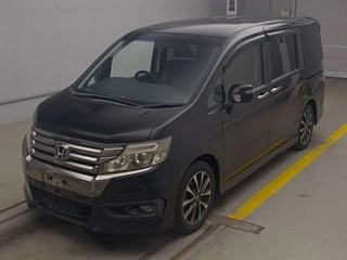 HONDA STEP WAGON 2013