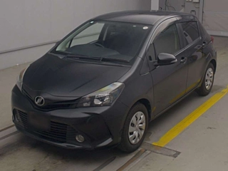 TOYOTA VITZ 2016