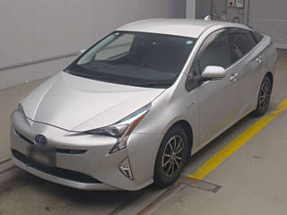 TOYOTA PRIUS 2016